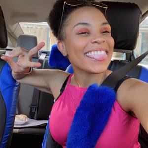 Meet your Posher, Jada